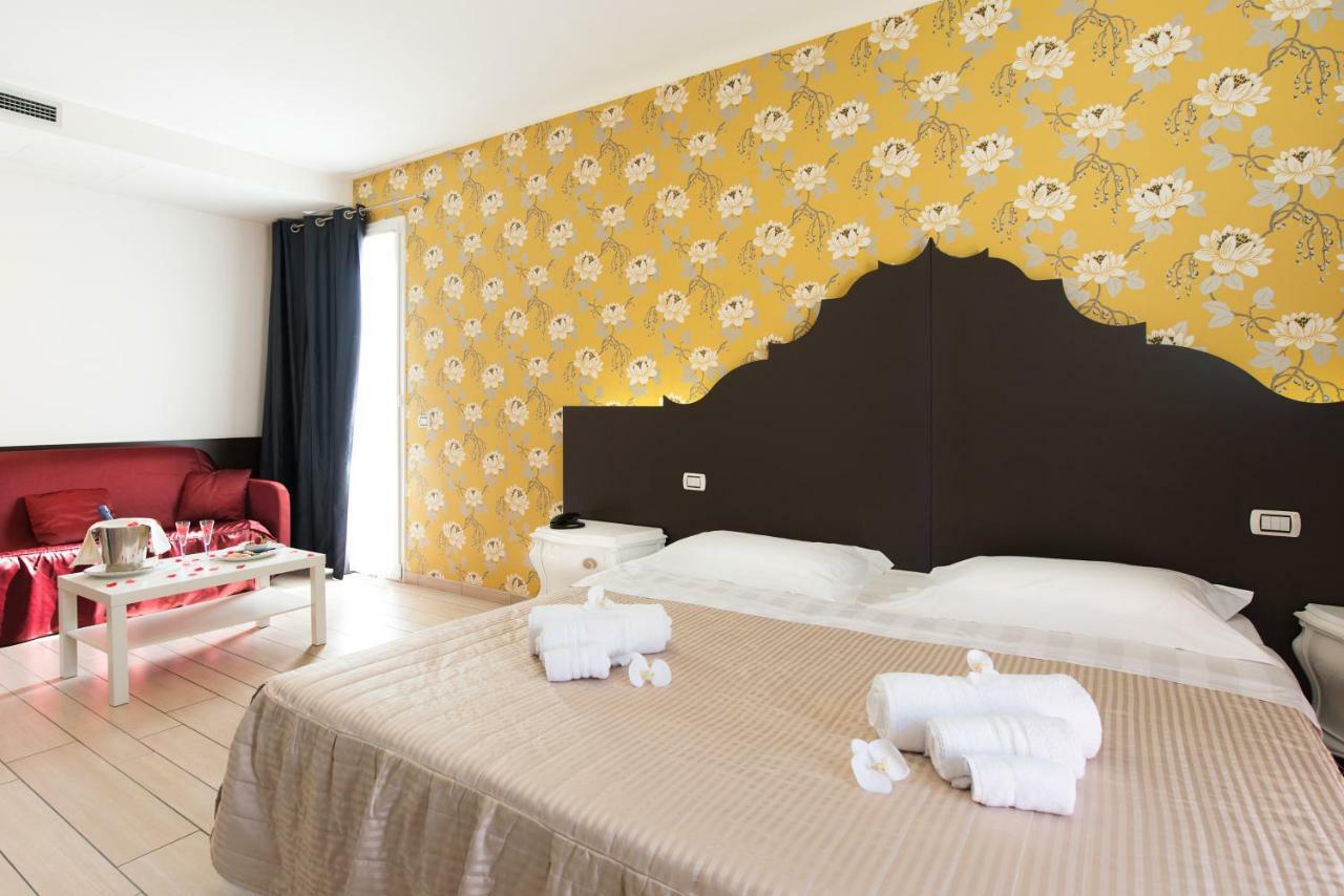 Hotel Fiamma & Spa Cesenatico Eksteriør bilde